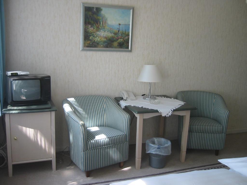 Pension Thiel Bad Schwartau Zimmer foto